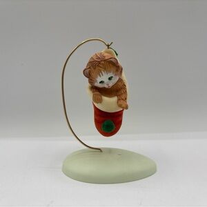 Hallmark Keepsake Dated 1989 Vintage Stocking Kitten Handcrafted Ornament